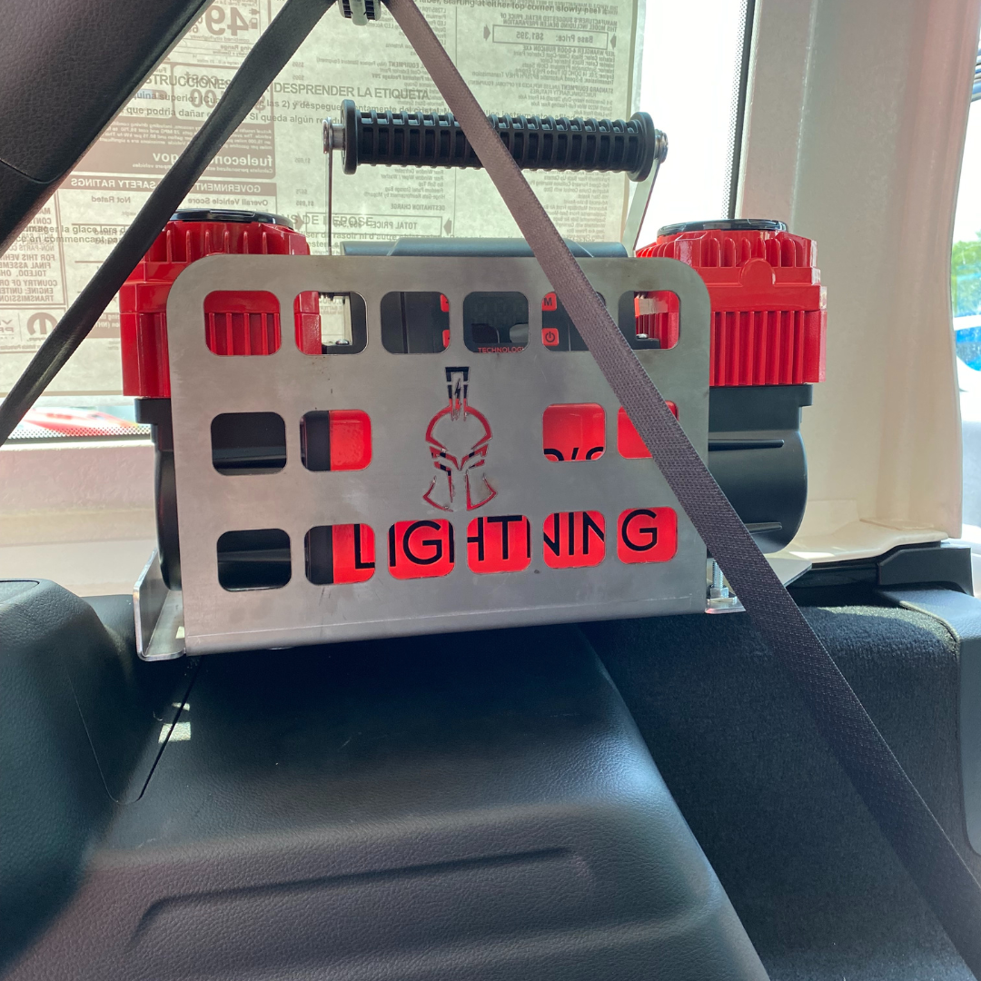 Thor's Lightning Refuge MOLLE Support de rangement pour compresseur d'air portable pour Jeep Wrangler JLU 4 portes Hard Top 2018 – 2023 Thor's Lightning Refuge MOLLE Support de rangement pour compresseur d'air portable pour Jeep Wrangler JLU 4 portes Hard Top 2018 – 2023